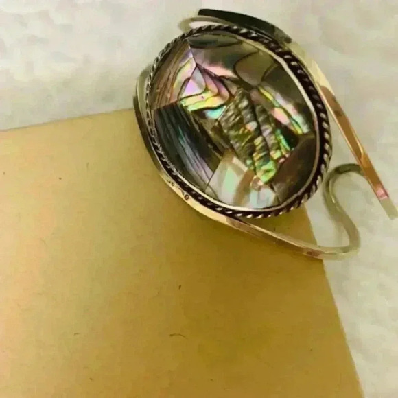 Vintage Alpaca Silver Mother of Pearl Bracelet - Picture 3 of 4